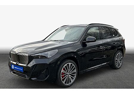 BMW iX1 xDrive30 5 Türen