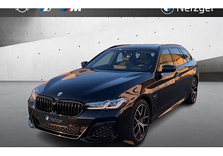 BMW 3er 330e Touring M Sport Automatic 5 Türen