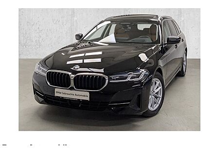 BMW 5er 520d Touring A 5 Türen