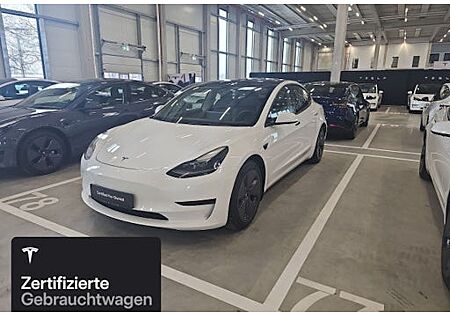 Tesla Model 3 Standard 4 Türen