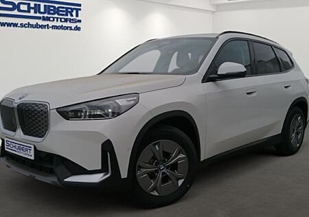 BMW iX1 xDrive30 5 Türen