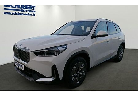 BMW iX1 eDrive20 5 Türen