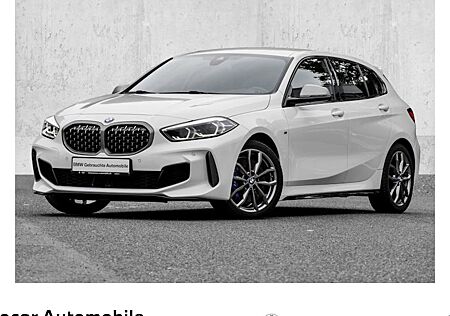 BMW 1er M135i xDrive A 5 Türen