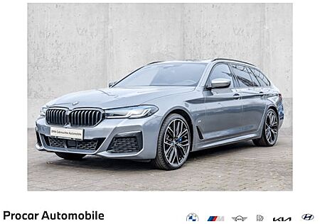 BMW 5er 540d xDrive Touring A 5 Türen