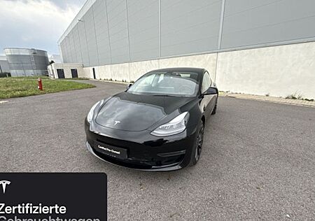 Tesla Model 3 Allradantrieb mit Dualmotor Performance 4 Türen