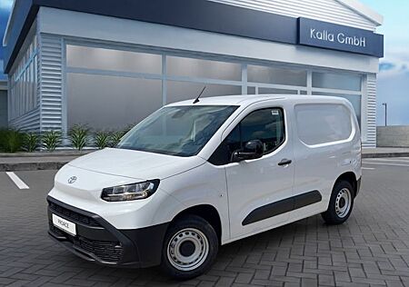 Toyota Pro Ace 1,5-l-D-4D 75kW L1 Meister 4 Türen
