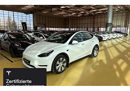 Tesla Model Y Hinterradantrieb RWD 5 Türen
