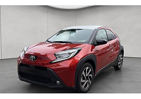 Toyota Aygo (X) Aygo (X) 1.0-l-VVT-i Air Teamplayer S-CVT 5 Türen