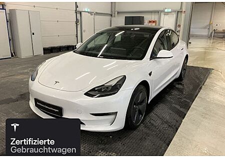 Tesla Model 3 Hinterradantrieb RWD Long Range 4 Türen
