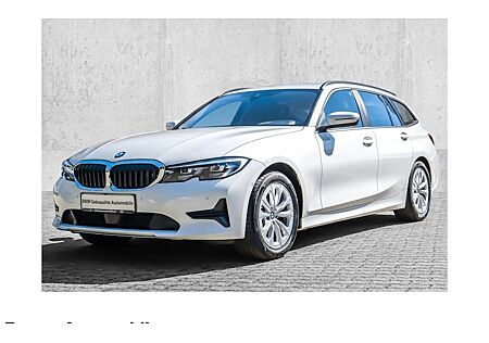 BMW 3er 320d xDrive Touring Automatic 5 Türen