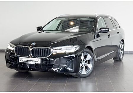 BMW 5er 520i Touring A 5 Türen