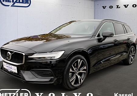 Volvo V60 B4 DCT Core 5 Türen