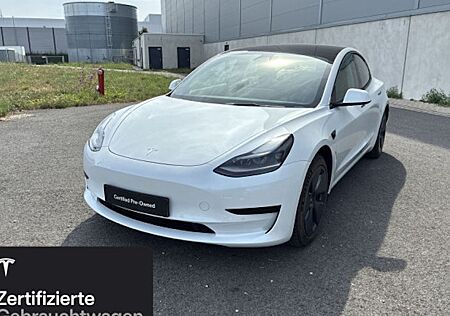 Tesla Model 3 Hinterradantrieb RWD 4 Türen