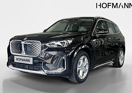 BMW iX1 xDrive30 5 Türen