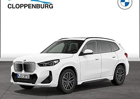 BMW iX1 xDrive30 5 Türen