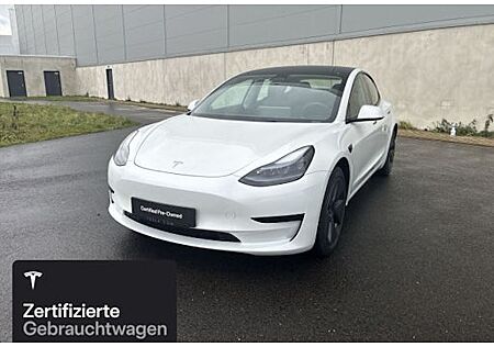 Tesla Model 3 Standard 4 Türen