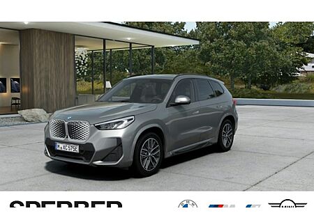 BMW iX1 eDrive20 5 Türen