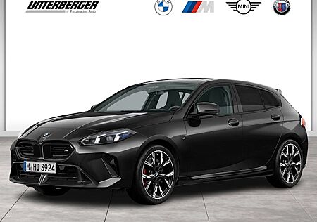 BMW 1er M135 xDrive A 5 Türen