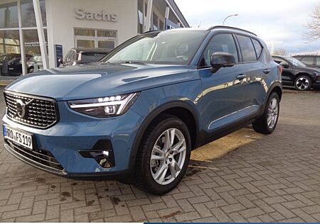 Volvo XC 40 B4 Plus Dark DCT 5 Türen