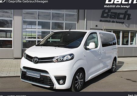 Toyota Pro Ace 2,0-l-D-4D 110kW L2 Team Deutschland 5 Türen