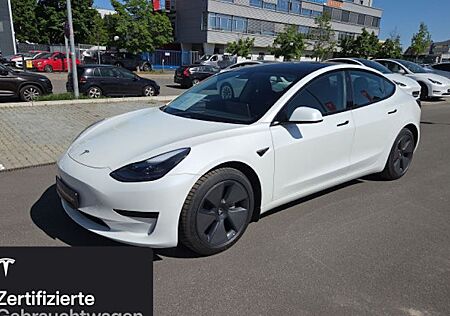 Tesla Model 3 Hinterradantrieb RWD 4 Türen