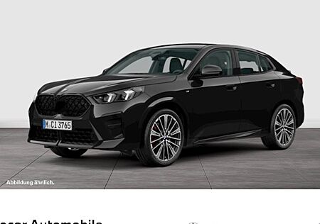 BMW X2 sDrive20i Steptronic DCT 5 Türen