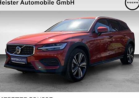 Volvo V60 CC B4 D AWD Plus Auto 5 Türen