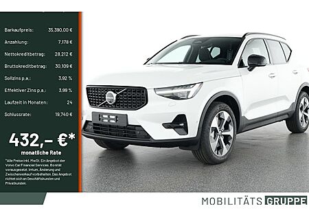 Volvo XC 40 B3 Ultra Dark DCT 5 Türen