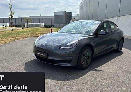 Tesla Model 3 Hinterradantrieb RWD Long Range 4 Türen