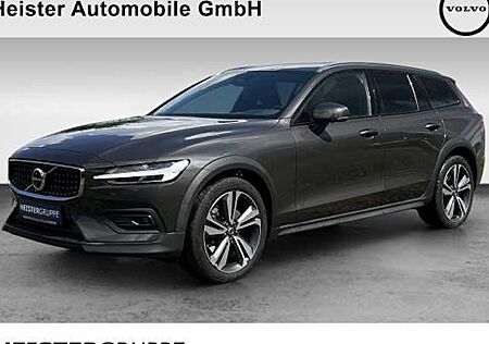 Volvo V60 CC B5 AWD Plus Auto 5 Türen