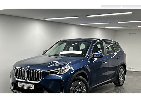 BMW iX1 xDrive30 5 Türen