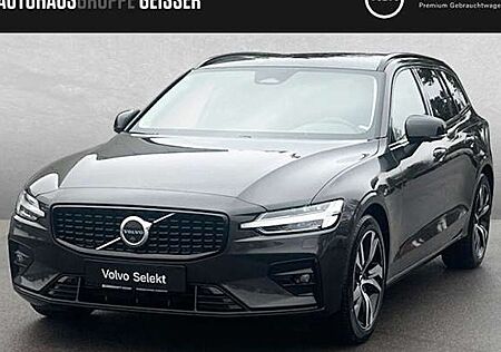 Volvo V60 B4 DCT Plus Dark 5 Türen