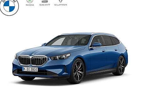 BMW i5 eDrive40 Touring 5 Türen