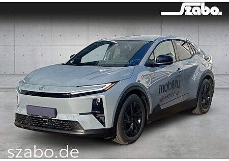 Toyota Andere 77 kWh Teamplayer 5 Türen