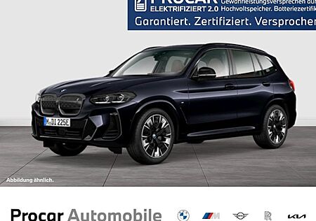 BMW iX3 INSPIRING 5 Türen