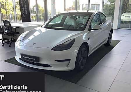 Tesla Model 3 Hinterradantrieb RWD 4 Türen