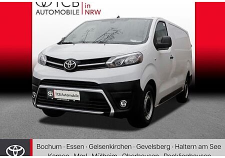 Toyota Pro Ace 2,2-l-D-4D 110kW L2 Meister 4 Türen