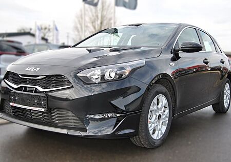 Kia Cee'd 1.5 T-GDI Vision 5 Türen