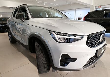 Volvo XC 40 B4 Plus Dark DCT 5 Türen