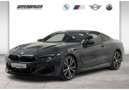 BMW 8er M850i xDrive Coupé 2 Türen