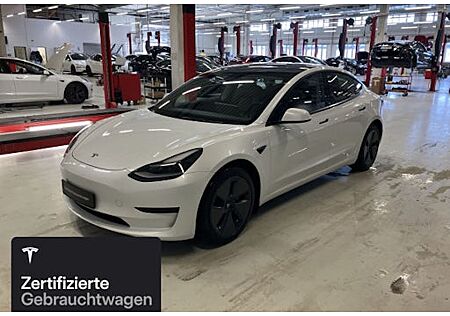Tesla Model 3 Standard 4 Türen