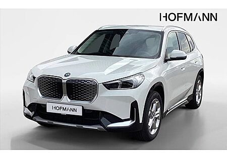 BMW iX1 xDrive30 5 Türen