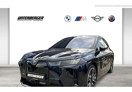 BMW iX xDrive60 5 Türen