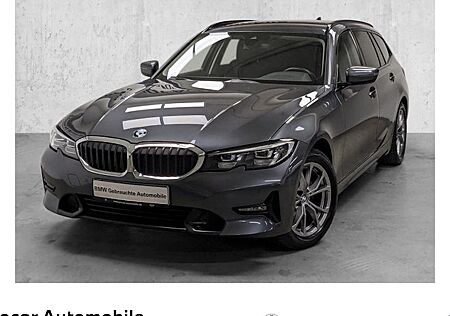 BMW 3er 320d xDrive Touring Automatic 5 Türen