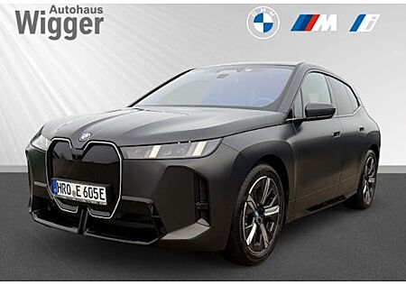 BMW iX xDrive60 5 Türen