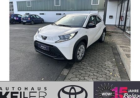 Toyota Aygo (X) Aygo (X) 1.0-l-VVT-i Play S-CVT 5 Türen