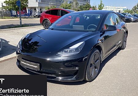 Tesla Model 3 Hinterradantrieb RWD Long Range 4 Türen