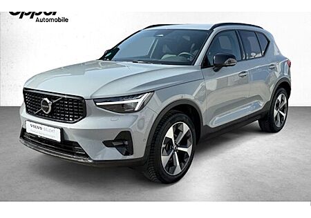 Volvo XC 40 B4 Plus Dark DCT 5 Türen