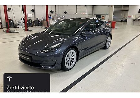 Tesla Model 3 Hinterradantrieb RWD Long Range 4 Türen