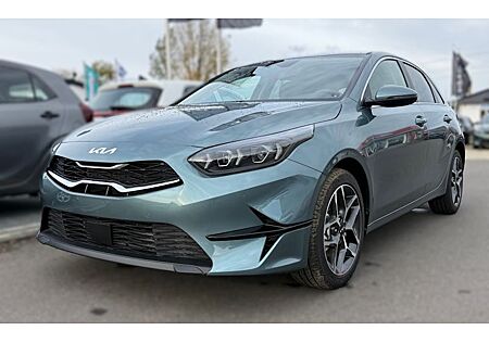Kia Cee'd 1.5 T-GDI MHEV DCT Ultimate Edition 5 Türen